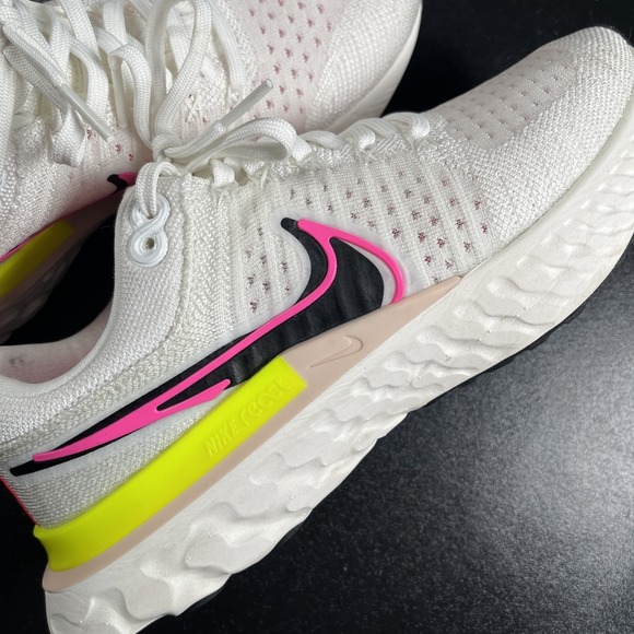 Nike Shoes Women 9 React Infinity Run Flyknit 2 'Rawdacious' Running DJ5396-100 - Picture 11 of 16